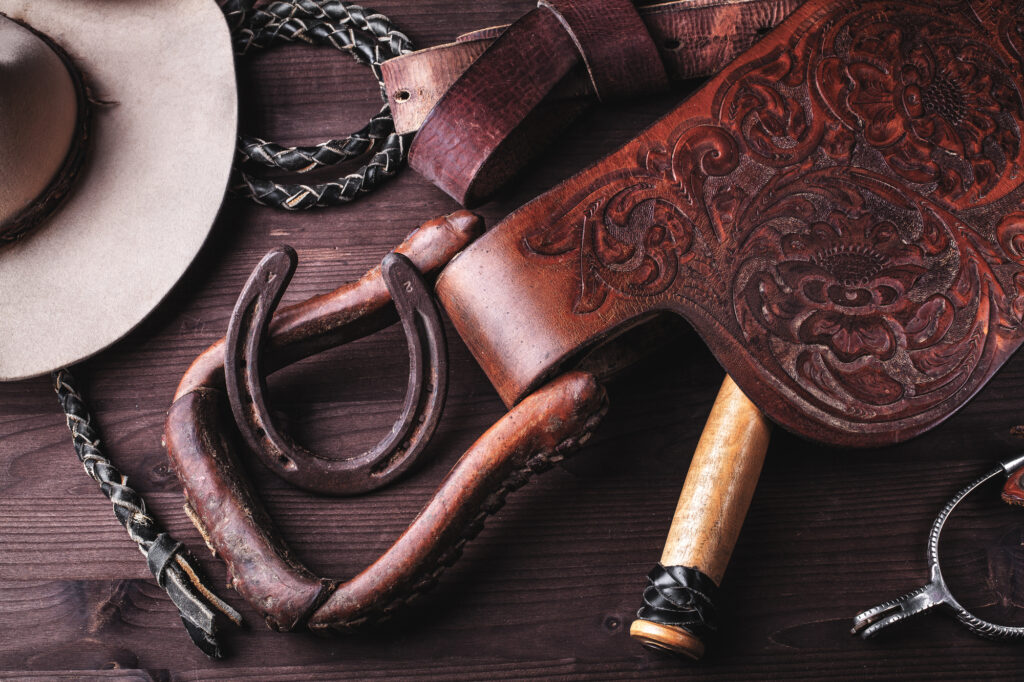 Die perfekte Ausr&uuml;stung f&uuml;r das Reitturnier: F&uuml;r Reiter & Pferd